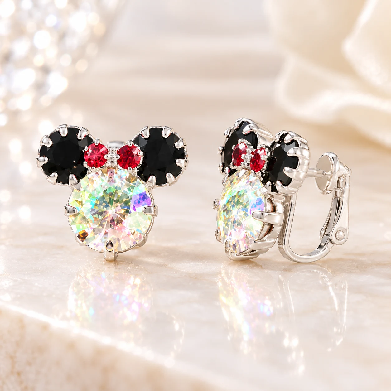 Fotografía de producto de los aretes MiLet Ratoncita